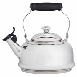 Le Creuset Stainless Steel Classic Whistling Teakettle It looks beautiful in my kitchen