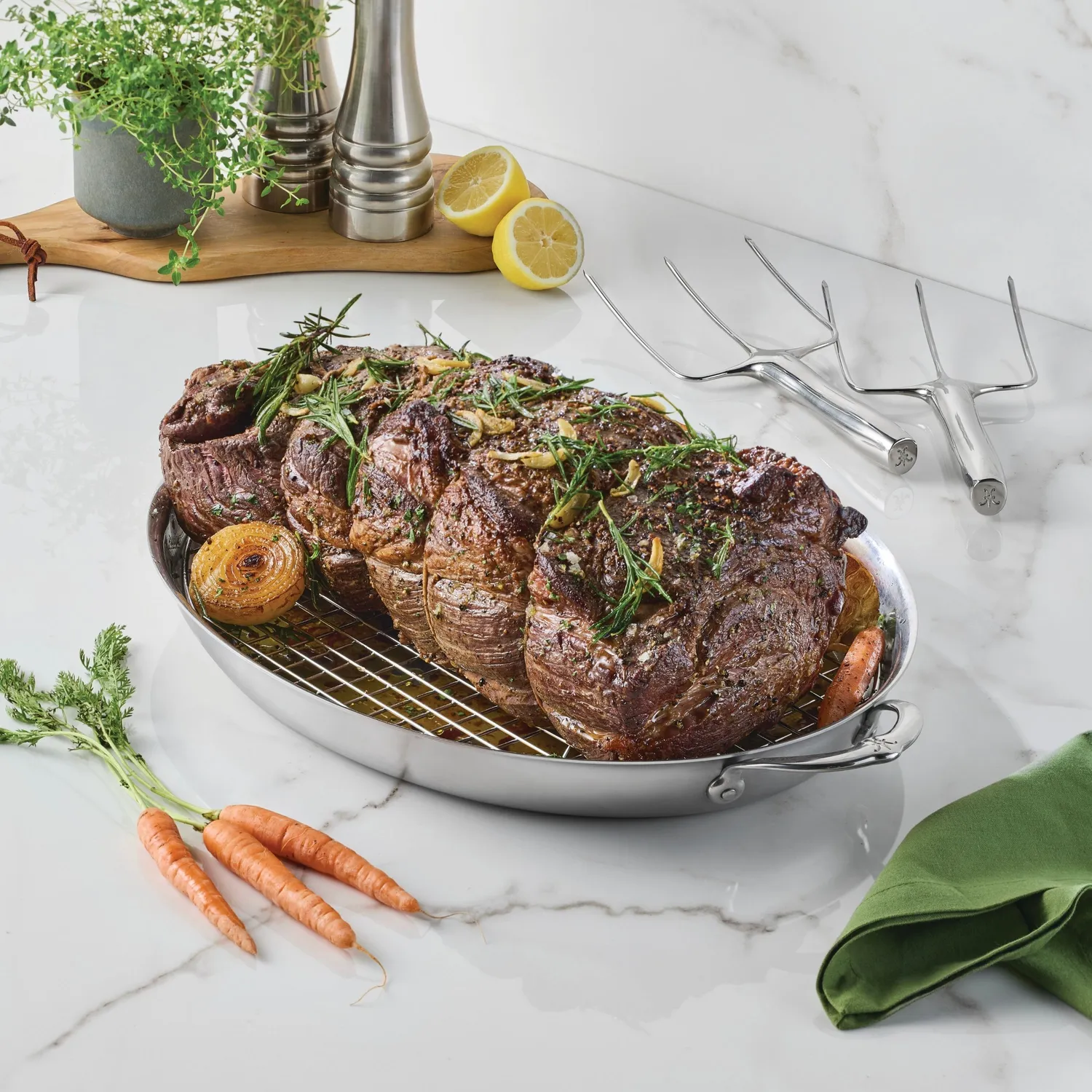 Hestan Provisions Stainless Steel Oval Roaster with Rack, 17.5"x14"