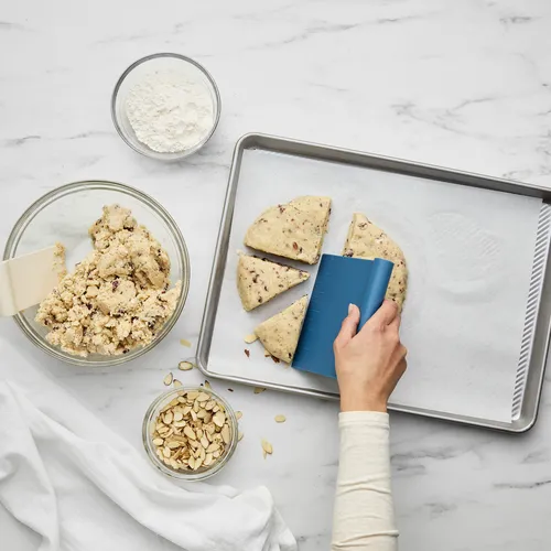  2-in-1 Dough Scraper