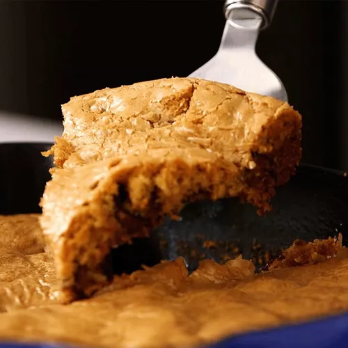 Chocolate Chip Skillet Cookie