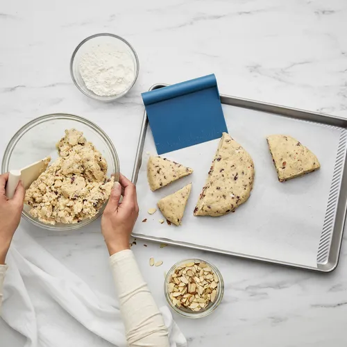  2-in-1 Dough Scraper