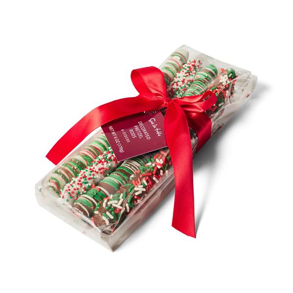 Sur la table Decorated Pretzel Rods, Set of 8