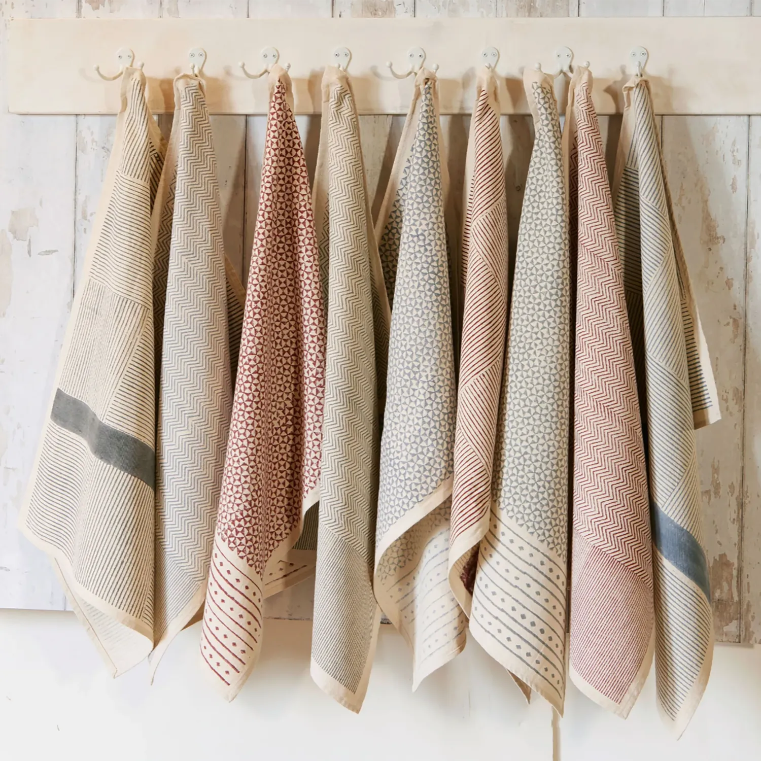 Sustainable Threads Bungalow Kitchen Towel, Set of 2