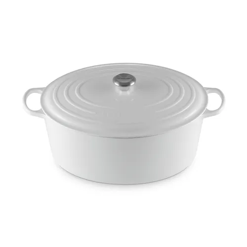 Le Creuset Signature Oval Dutch Oven, 15.5 qt.