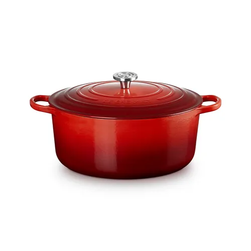 Le Creuset Signature Round Dutch Oven, 13.25 qt.