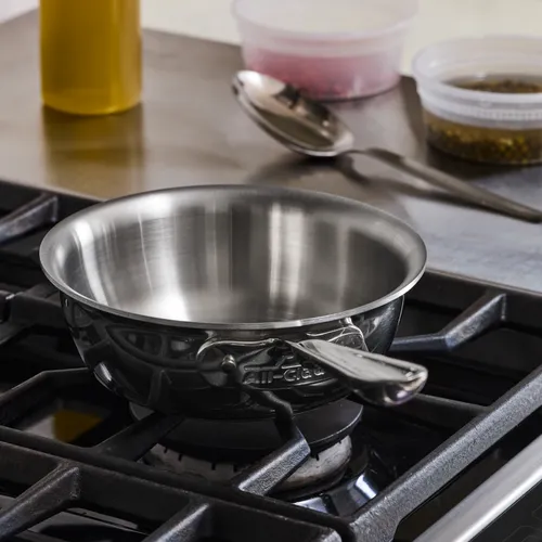 All-Clad D3 Stainless Steel 3-Ply Bonded Cookware Chef's Selection Open Saucier, 1 qt.