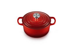 Le Creuset Signature Round Dutch Oven, 2 qt.