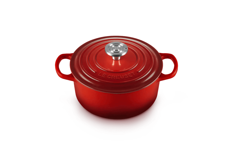 Le Creuset Signature Round Dutch Oven, 2 qt.