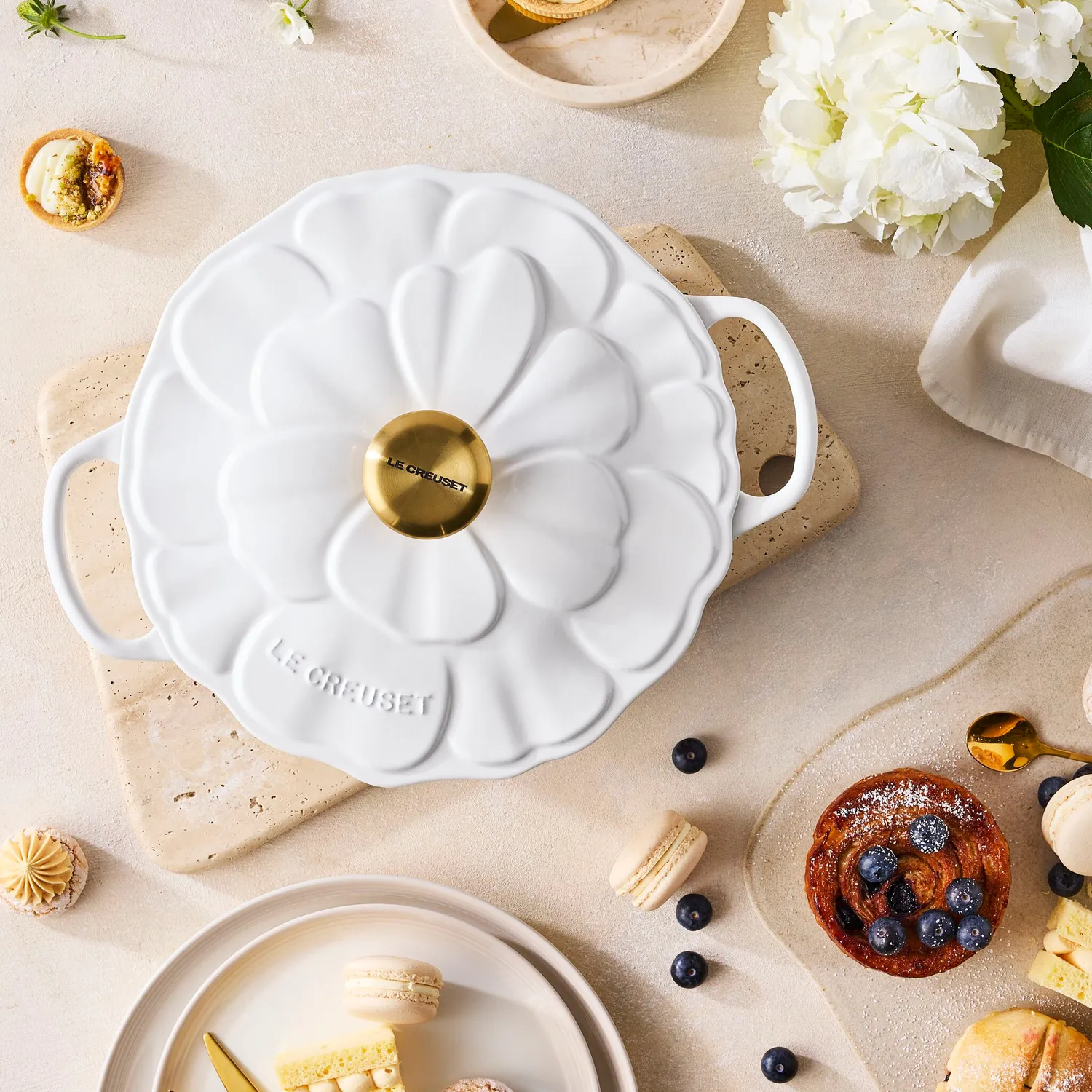 Le Creuset Signature Petal Braiser, 2.25 qt. 