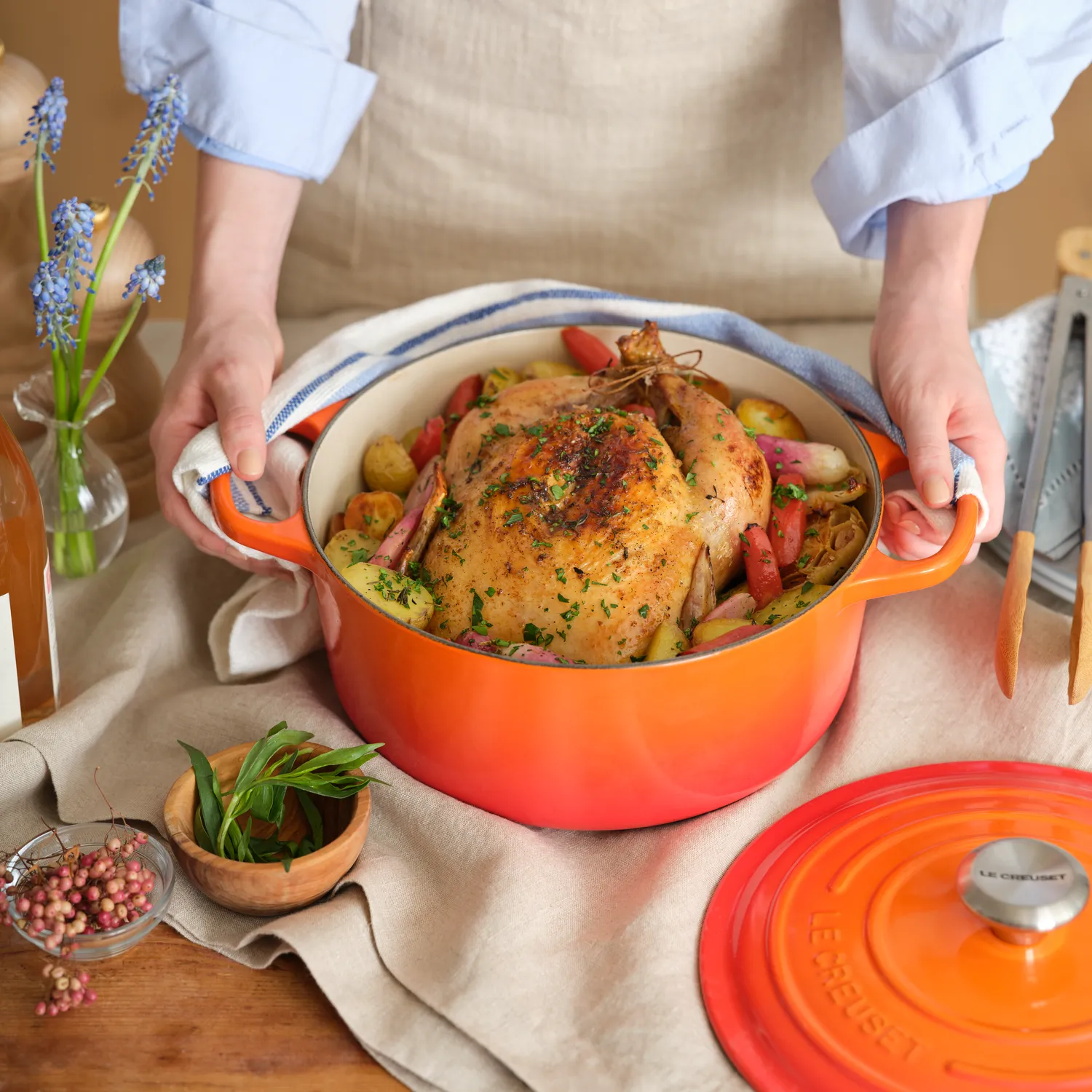 Le Creuset Signature Round Dutch Oven, 5.5 Qt.