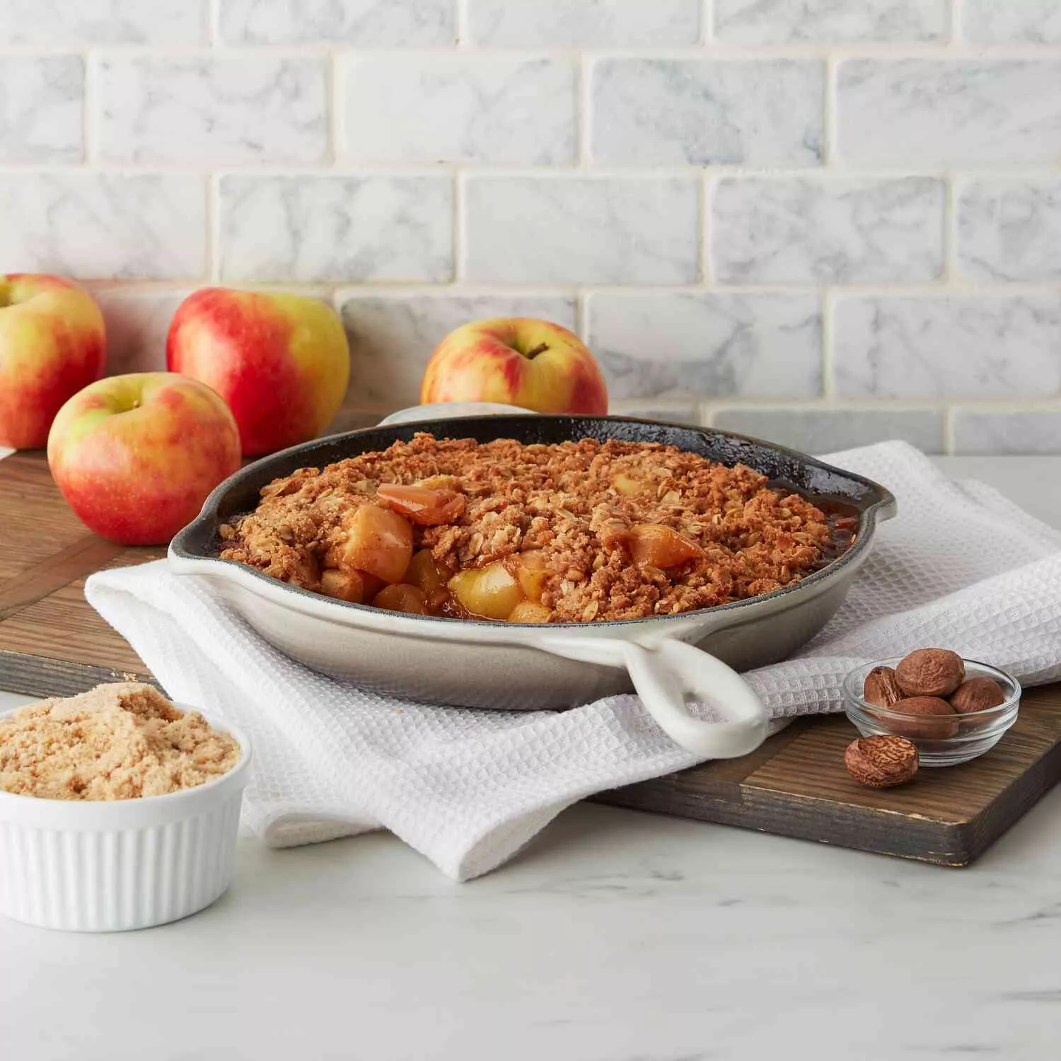 Le Creuset Classic Skillet, 9"