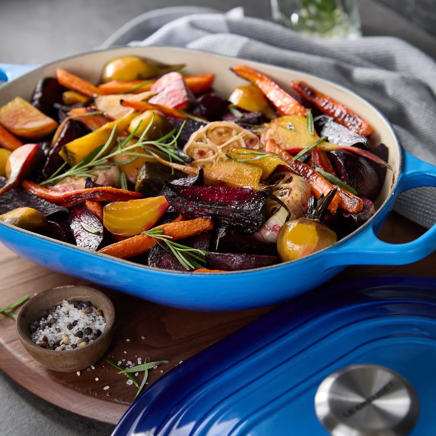 Le Creuset Signature Oval Casserole, 3.75 Qt.