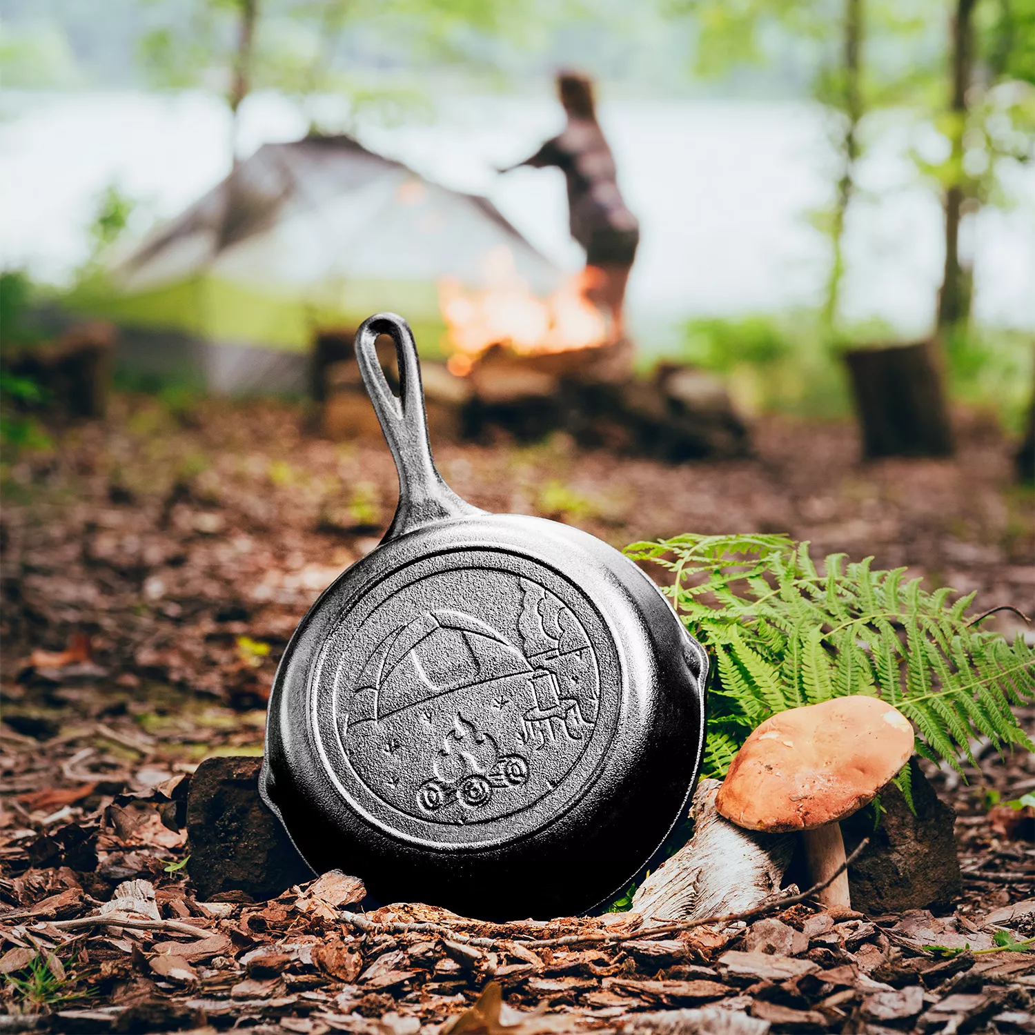 Lodge Wanderlust Seasoned Cast Iron Tent Skillet, 8" Sur La Table