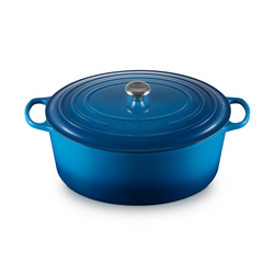 Le Creuset Signature Oval Dutch Oven, 15.5 qt.