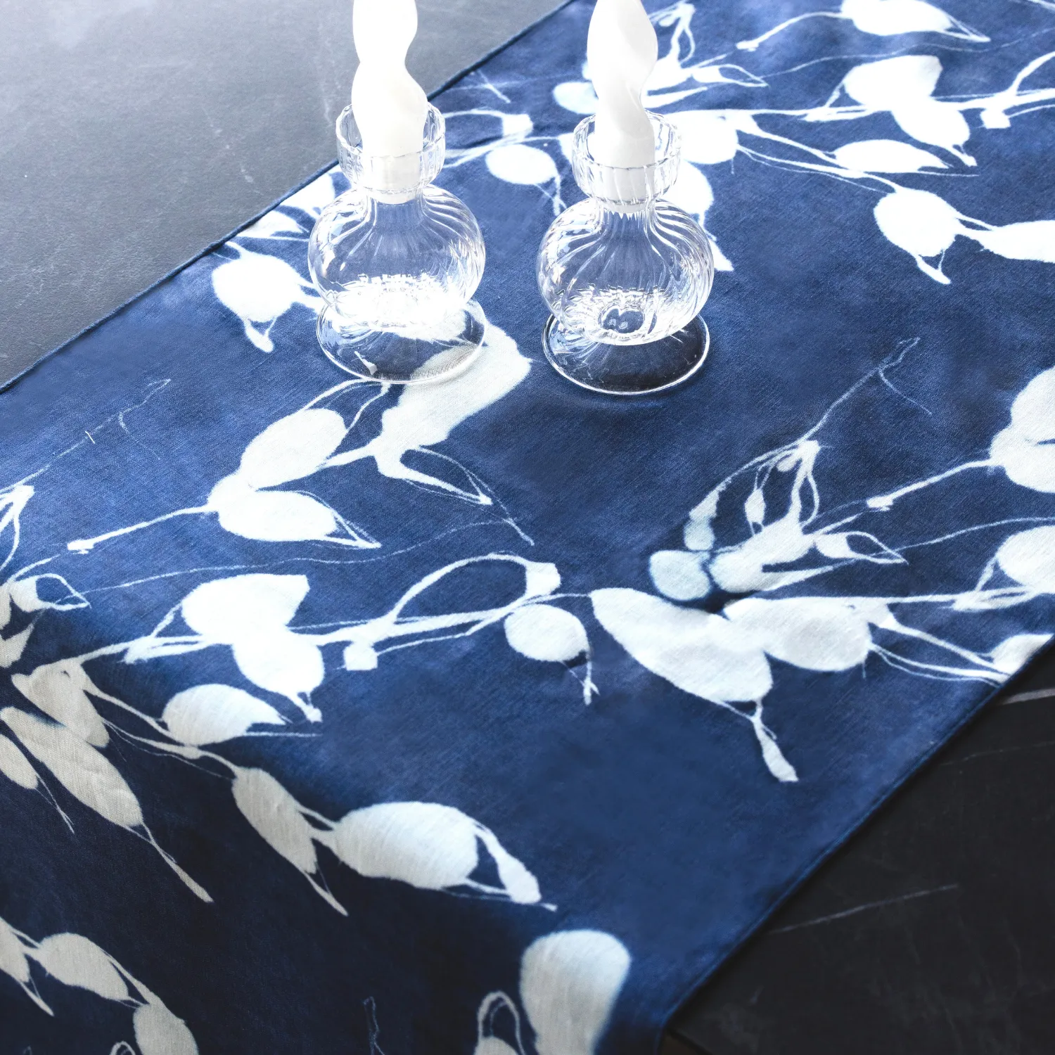 Goldie Home Porto Olive Table Runner