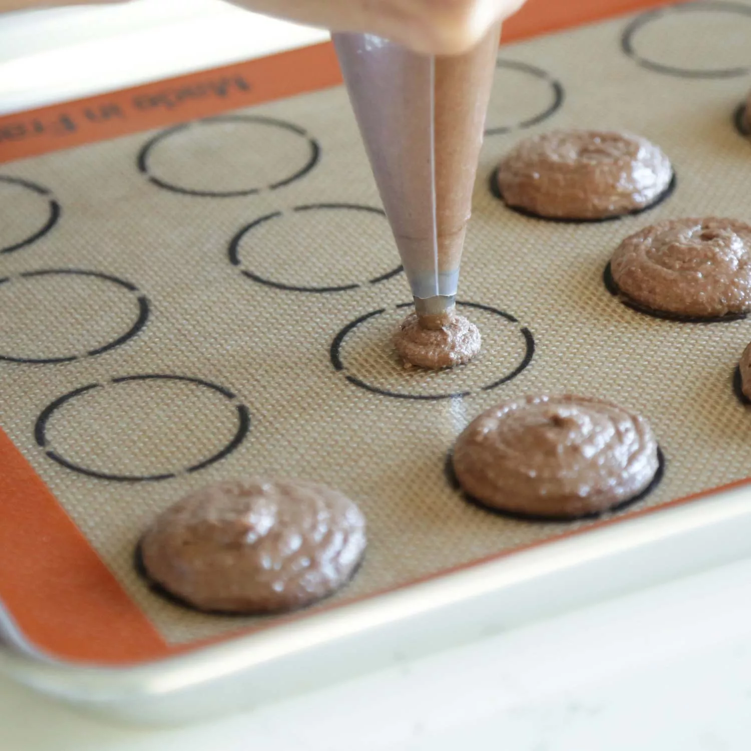 de Buyer Macaron Silicone Baking Mat