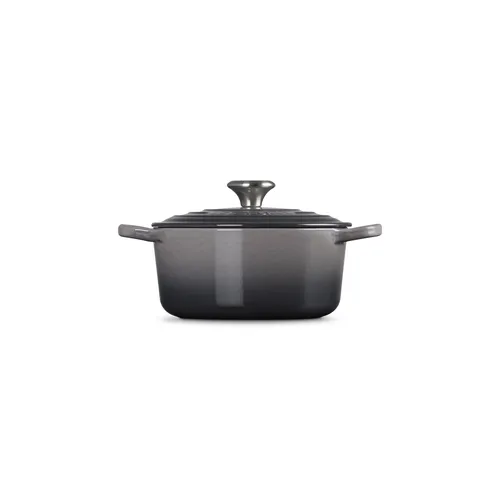 Le Creuset Signature Round Dutch Oven, 2 qt.