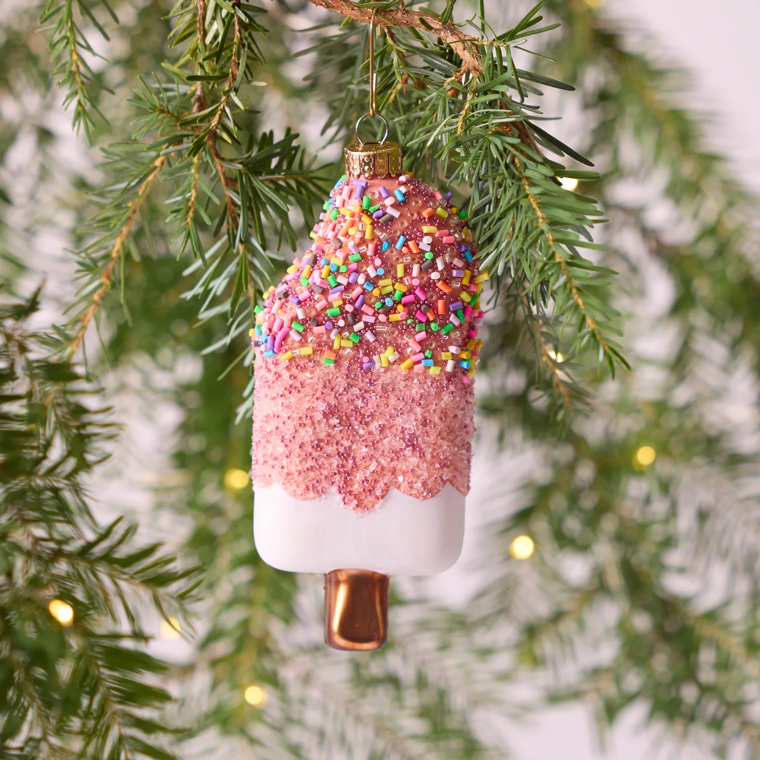 Sur la table Popsicle Ornament