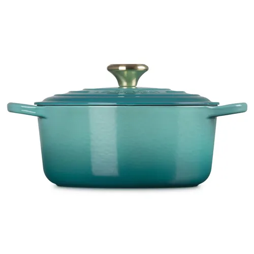 Le Creuset Signature Round Dutch Oven, 4.5 qt.
