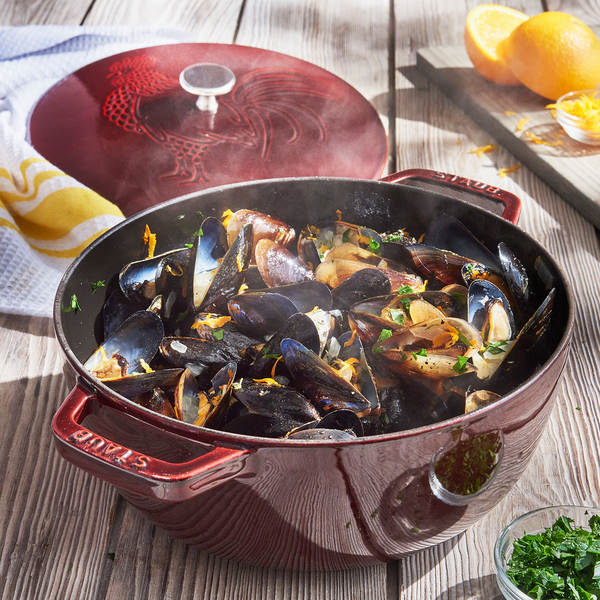 Steamed Mussels with Pinot Grigio, Garlic and Herbs