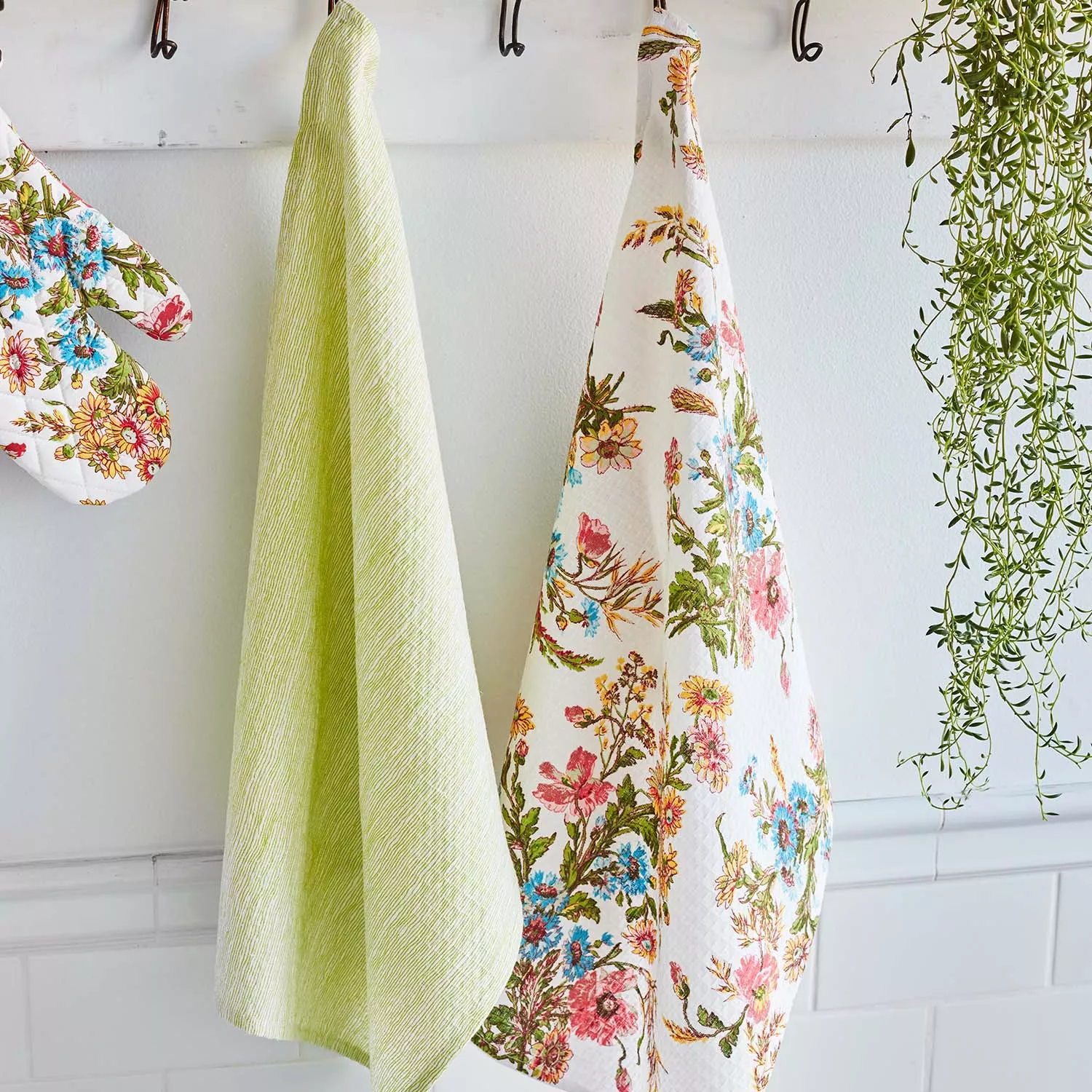 Wildflower Sets of 2 Kitchen Towels