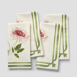 Sur la table Autumn Botanical Chrysanthemum Napkins, Set of 4