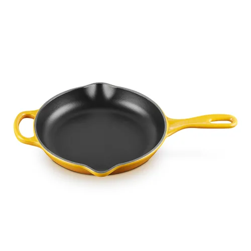 Le Creuset Signature Skillet, 9"