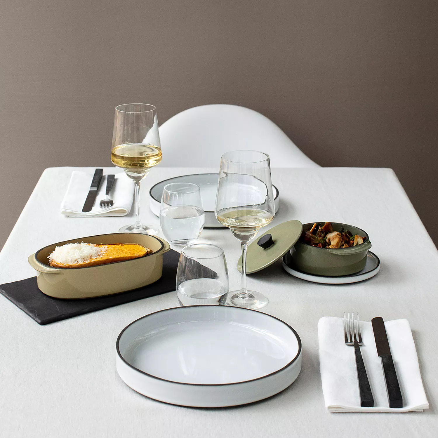 Revol Caractère Dinner Plates, 10.25", Set of 4