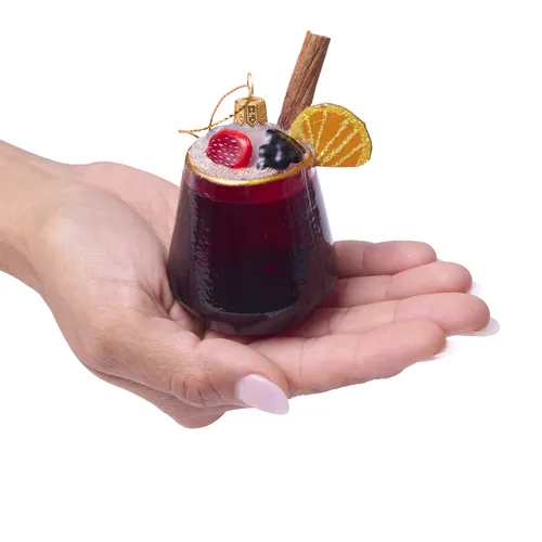 Sur la table Sangria Ornament