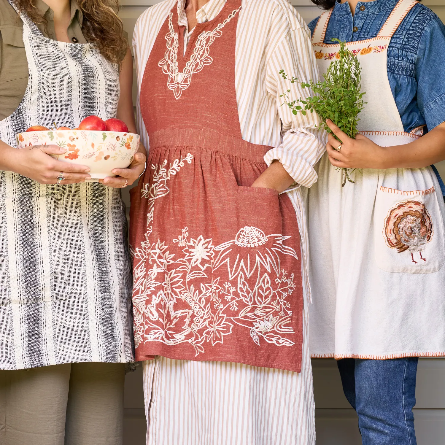 Sur La Table Floral Vintage-Inspired Apron