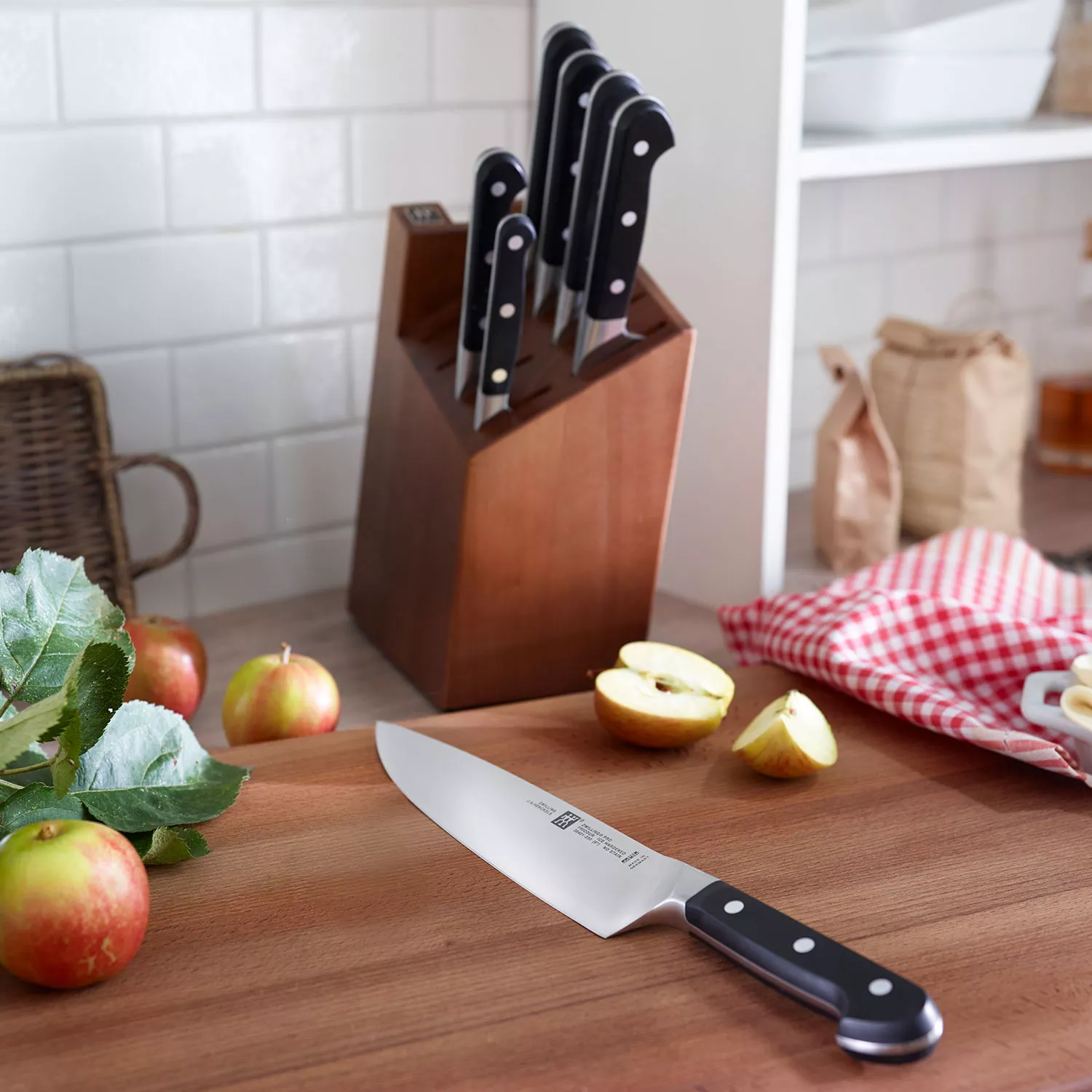 Black Friday 2020: Zwilling Pro 8-inch Chef's Knife