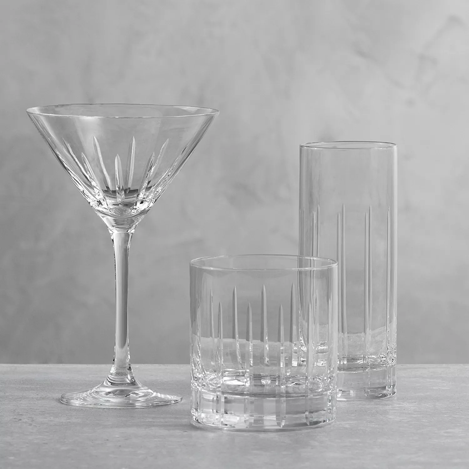 Craft Cocktail Set of 2 Double Old Fashioned Whiskey Glasses with Ice Molds