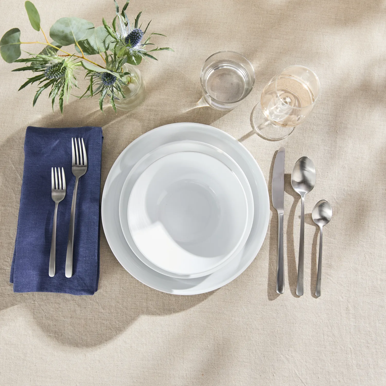 Sur La Table Coupe 16-Piece Dinnerware 