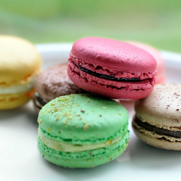 Macarons: Fantastic French Sandwich Cookies