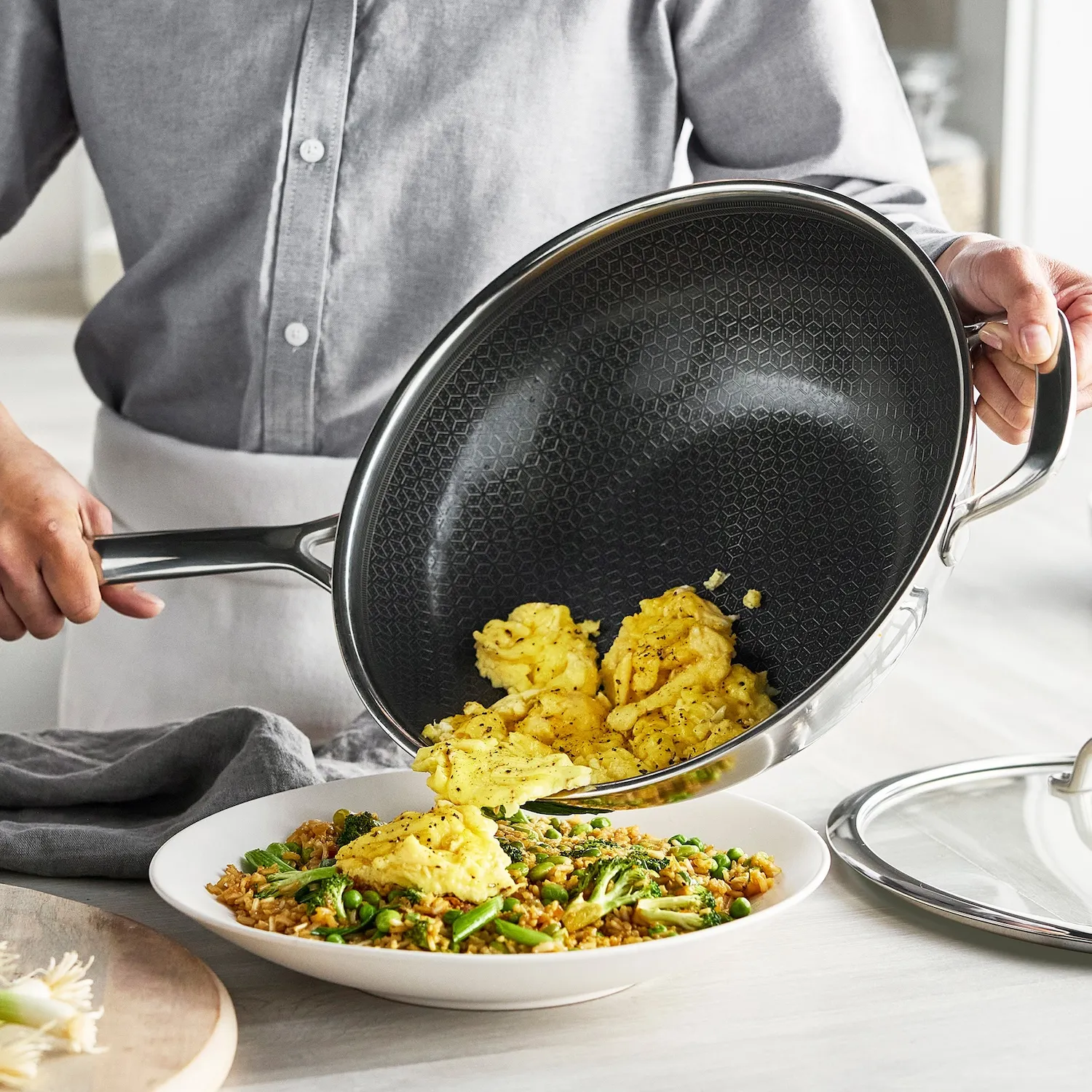 GreenPan Spectra Thermobond Hybrid Ceramic Nonstick Wok with Lid, 12"