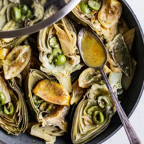 Braised Artichokes with Fennel and Olives