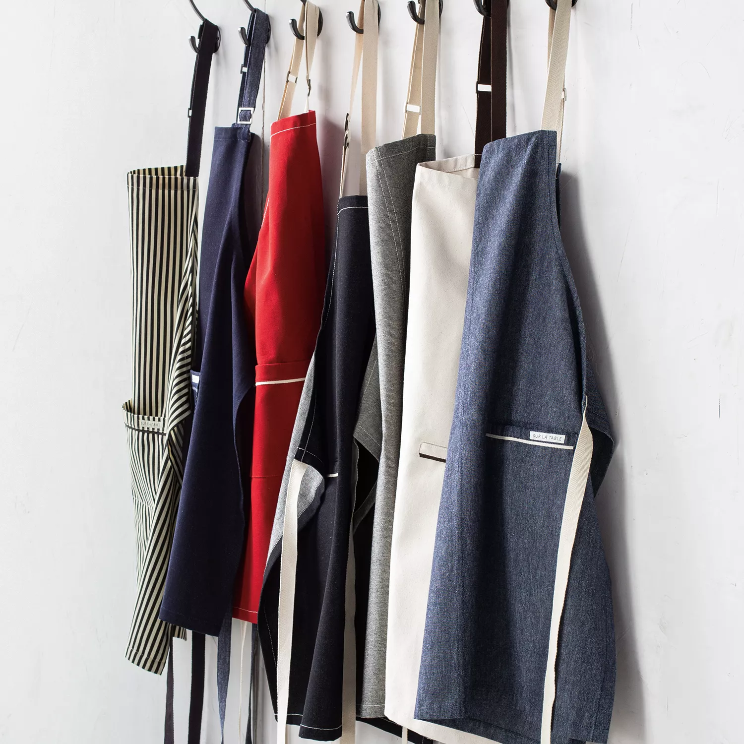 Sur La Table The Sommelier Signature Apron