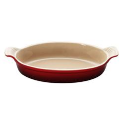 Le Creuset Heritage Au Gratin, 24 oz. Small ones work great as prepping bowls for dredging breadcrumbs or eggs as well as baking one serving meals