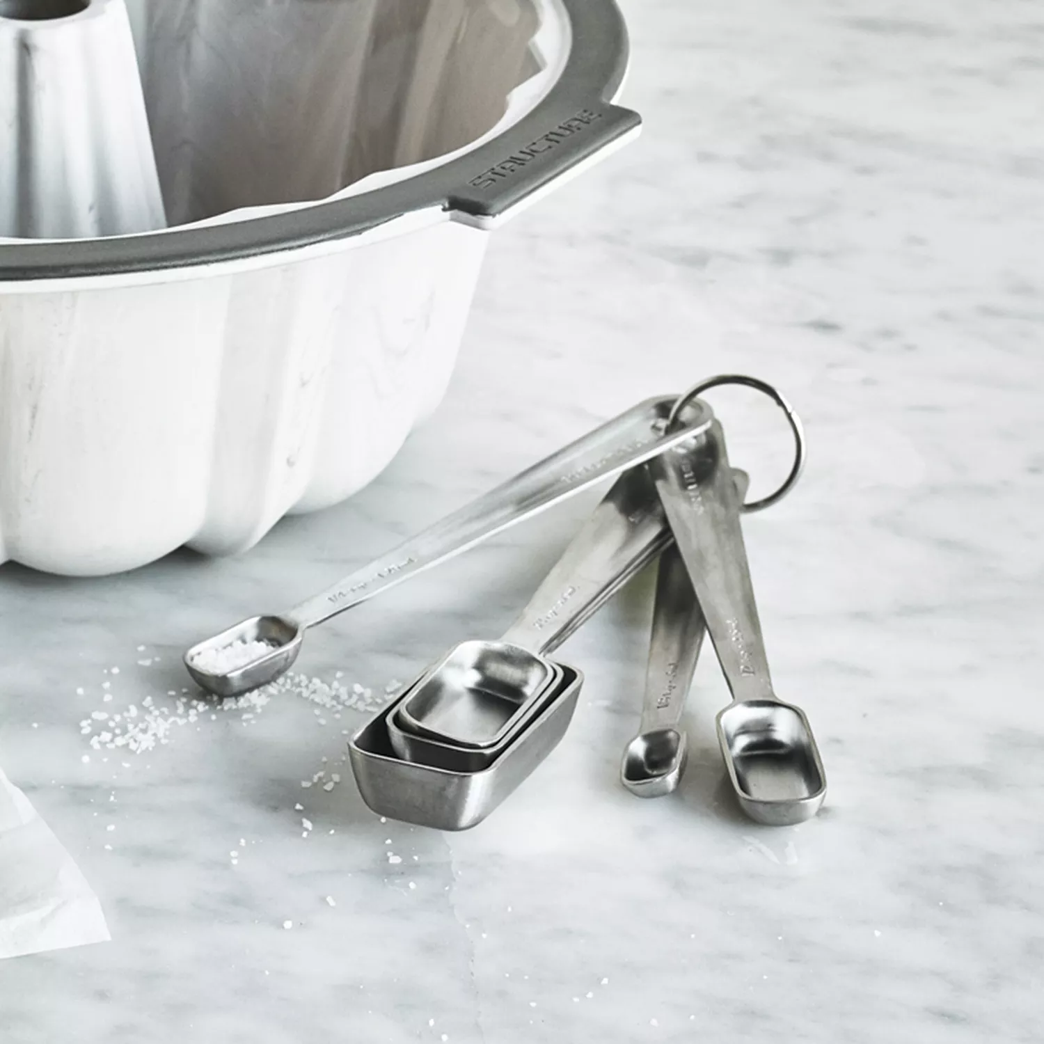 Image of 6 Piece Sur La Table Spice Measuring Spoons set