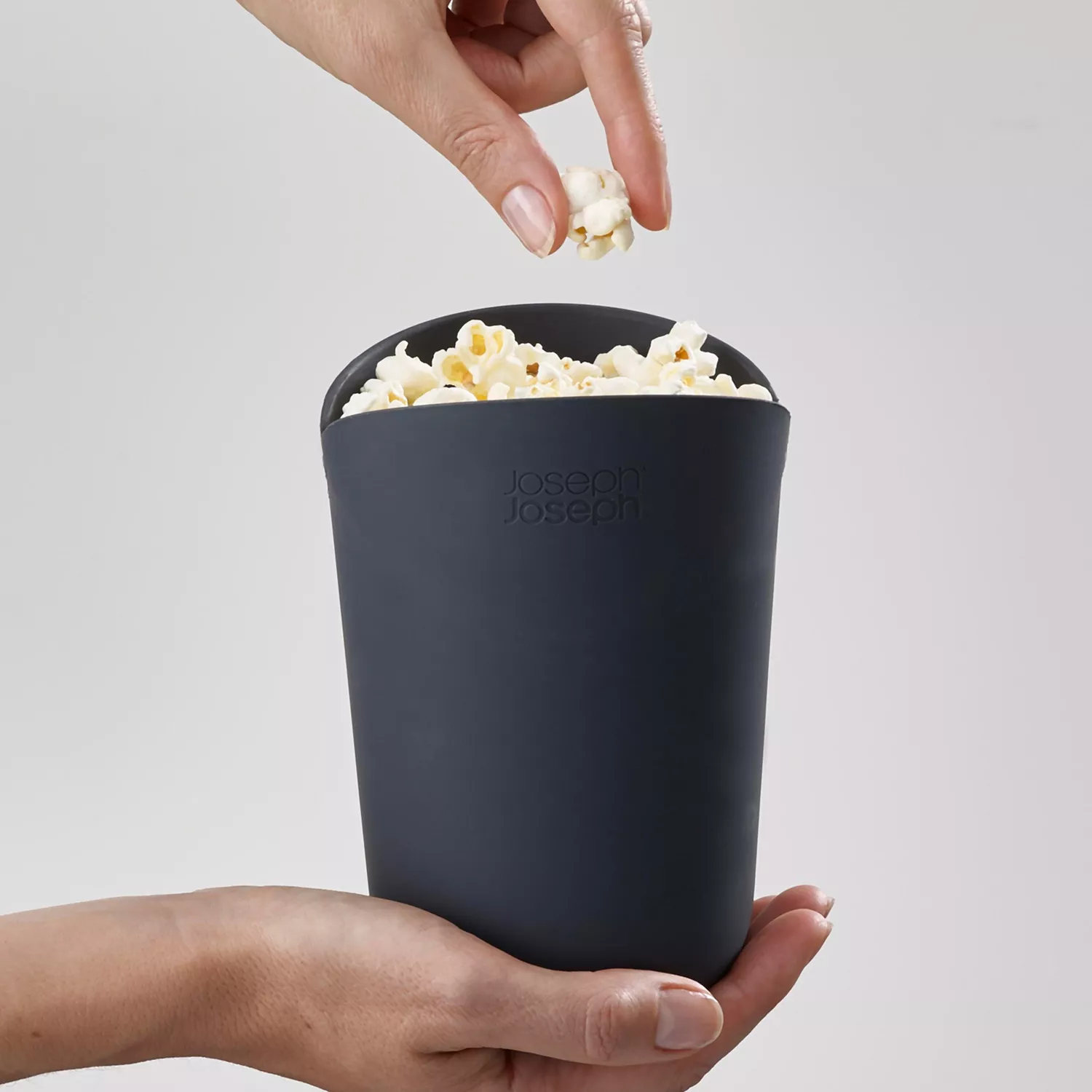 Joseph Joseph M-Cuisine Black/Orange 8 oz. Air Microwave Popcorn