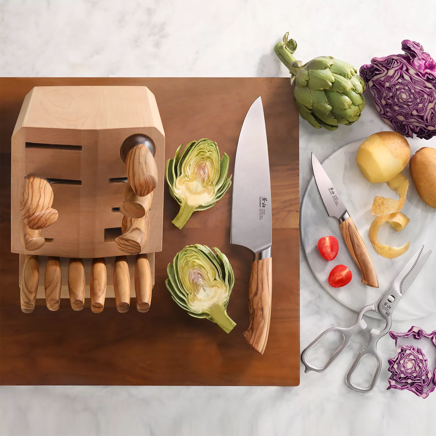 Medium Butcher Block, Walnut, w/ Cutco Cheese Knife