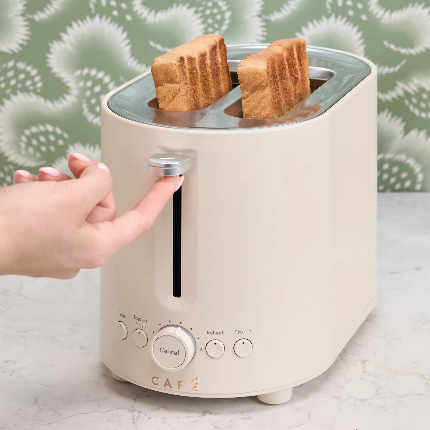 CAFÉ™ Express Finish Toaster