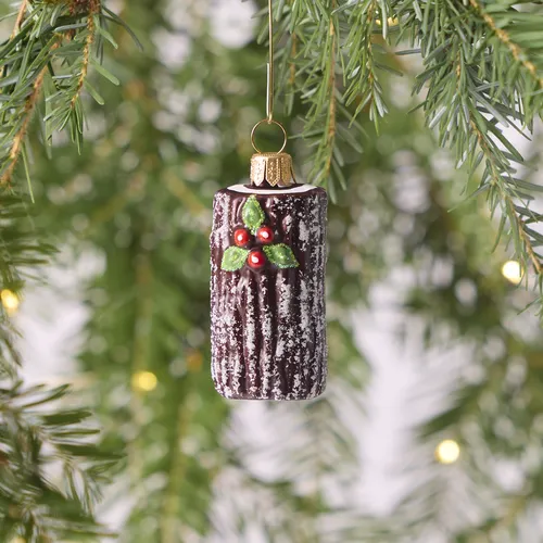 Sur la table Yula Log Ornament