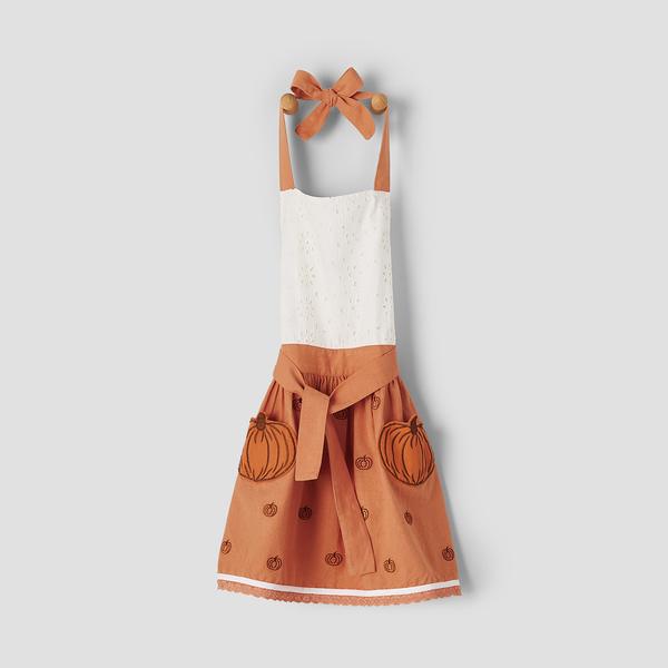 Sur la table Children's Pumpkin Vintage-Style Apron