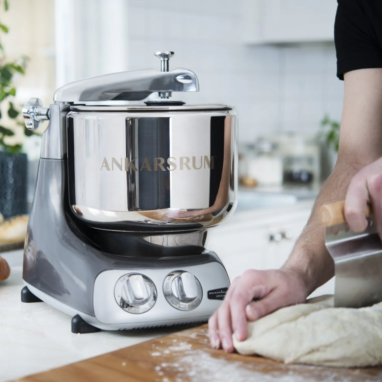 Ankarsrum Assistent® Original Stand Mixer, 7 Qt. 