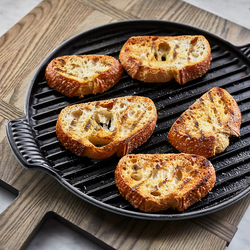 Le Creuset Bistro Grill, 12.5&#34;