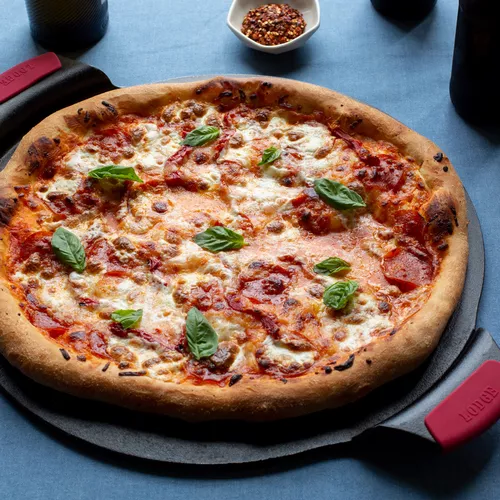 Lodge Cast Iron Pizza Pan with Silicone Handles, 15&#34;