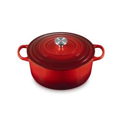 Le Creuset Signature Round Dutch Oven, 7.25 qt. Best purchase this fall!