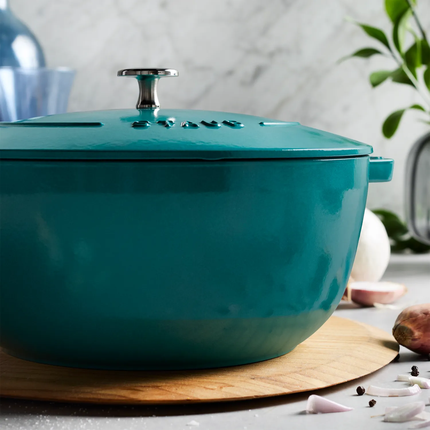 Staub Essential French Oven, 5 Qt. 