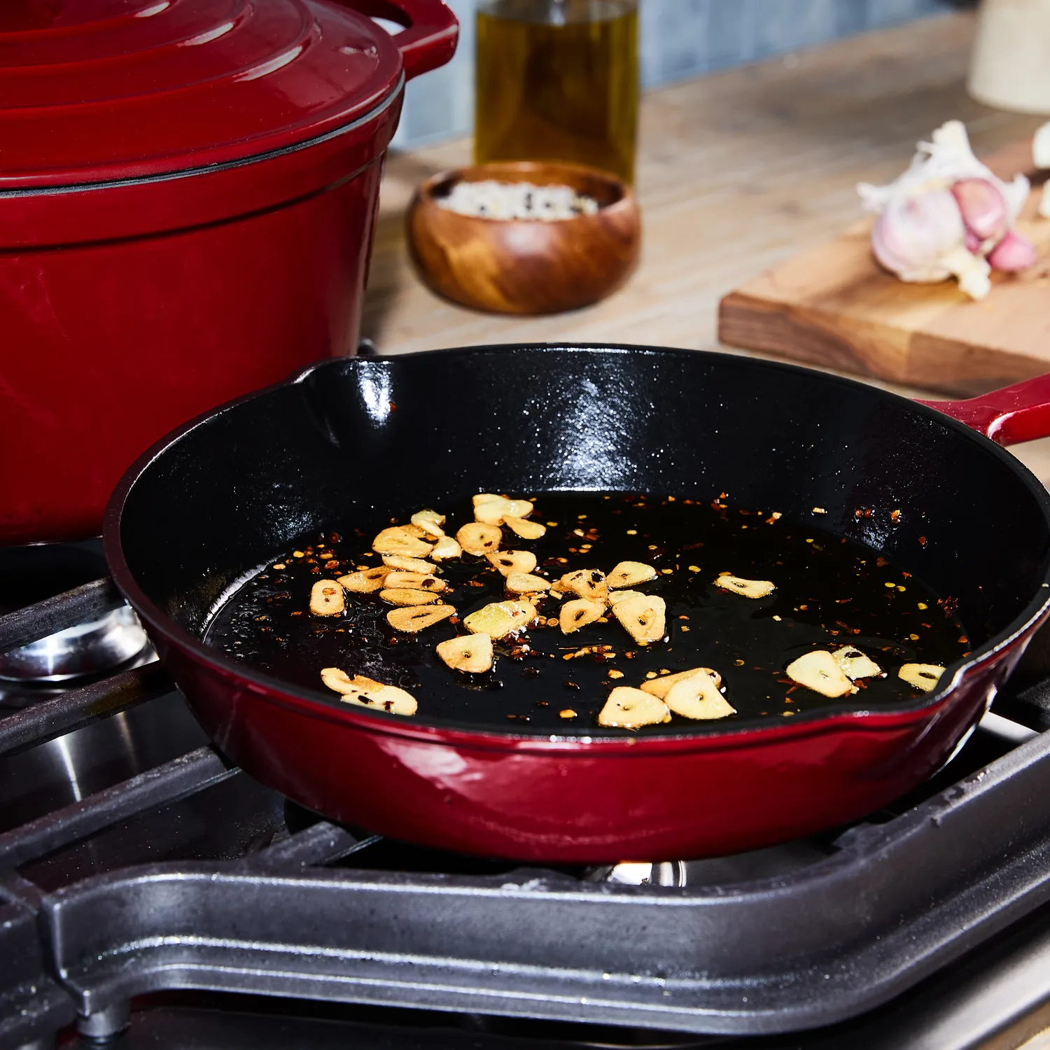 Sur la table Enameled Cast Iron 5-Piece Set